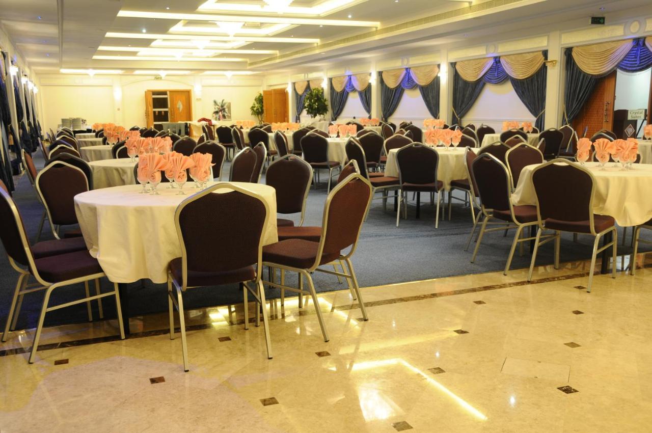 Johny International Hotel マスカット エクステリア 写真