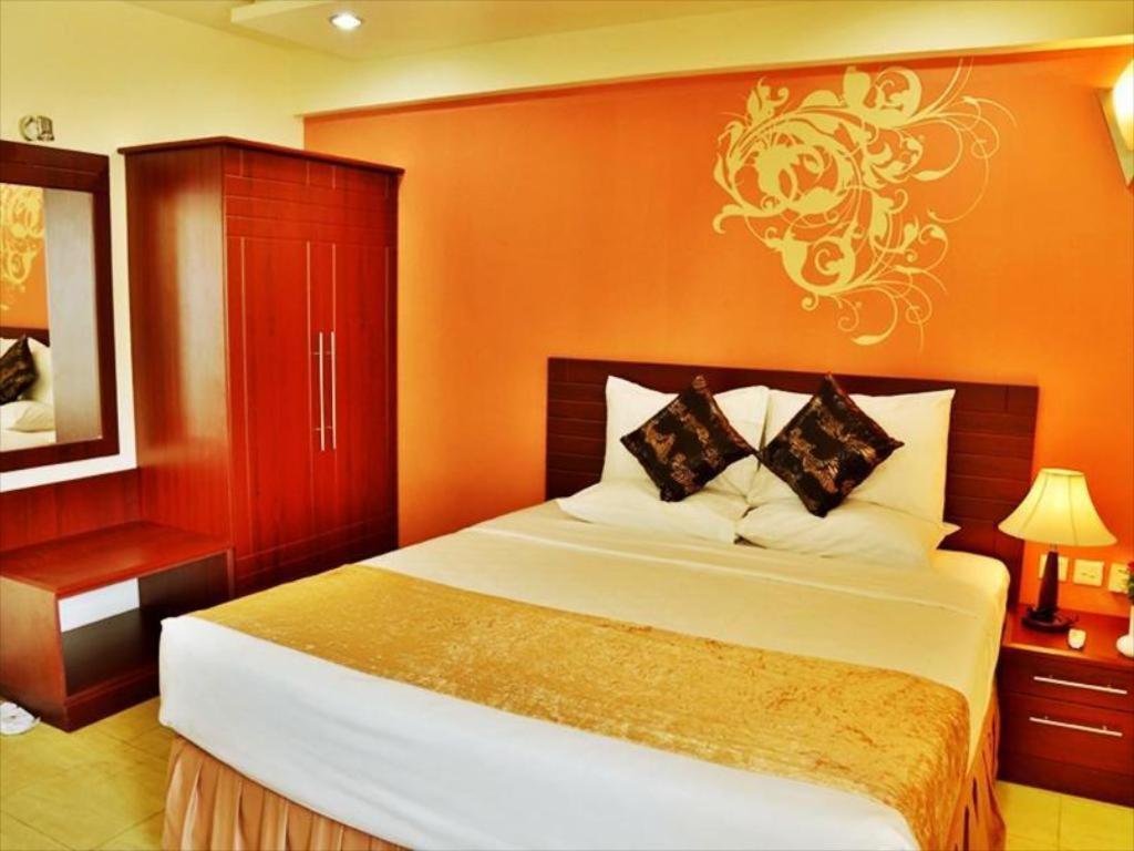 Johny International Hotel マスカット エクステリア 写真
